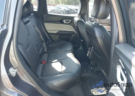 2024 Jeep Compass Limited 4X4 z USA, uszkodzony, nr VIN 3C4NJDCN5RT127506